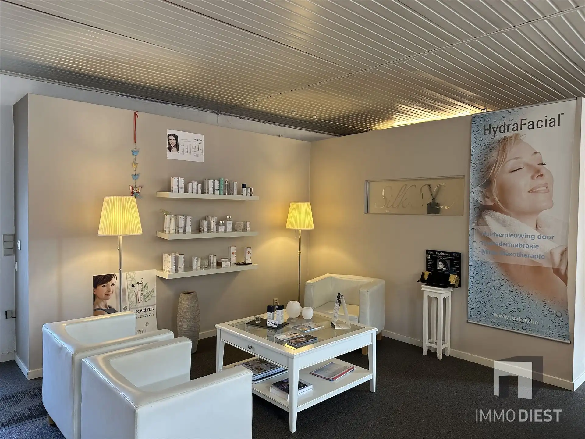 Investeringspand - handelshuis met discrete parking foto 4