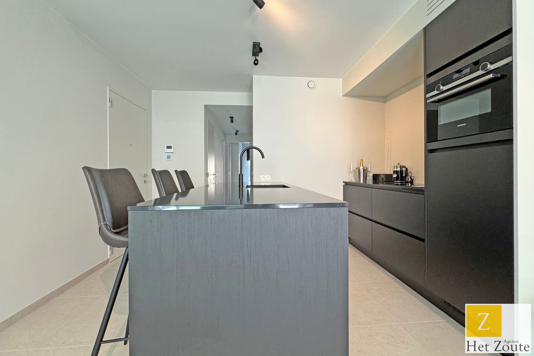 Appartement op toplocatie met aangenaam terras foto 7