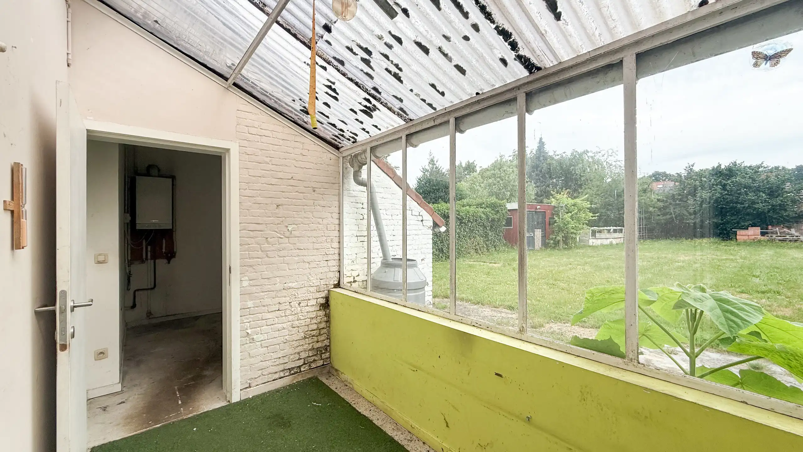 Renovatiepand met ruime living en mooi perceel van 6+ are! foto 10