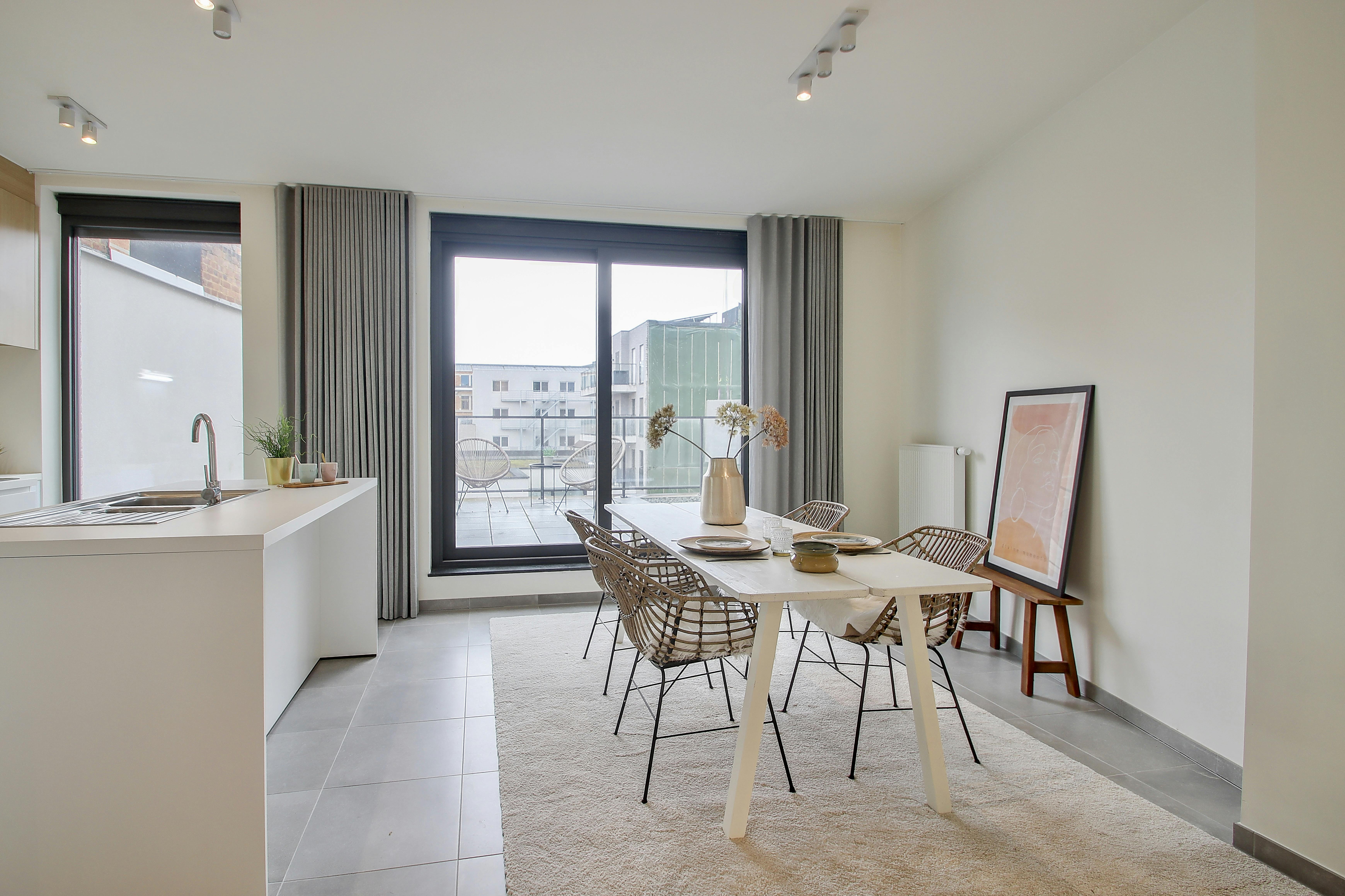 Ruim nieuwbouwappartement te koop in het centrum. foto 9