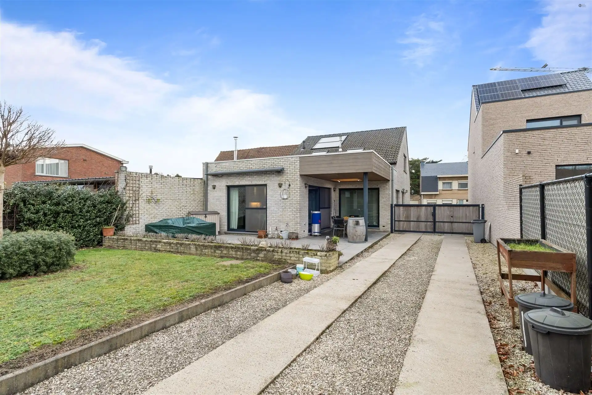 Recente HOB met 3 slaapkamers te Sinaai foto 5