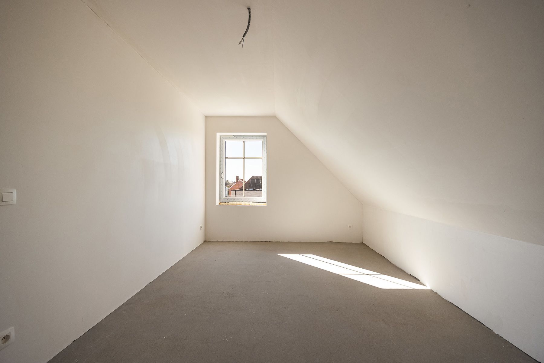 BEN-WONING MET 4 SLAAPKAMERS OP EEN PERCEEL VAN CA 362 M². foto 14