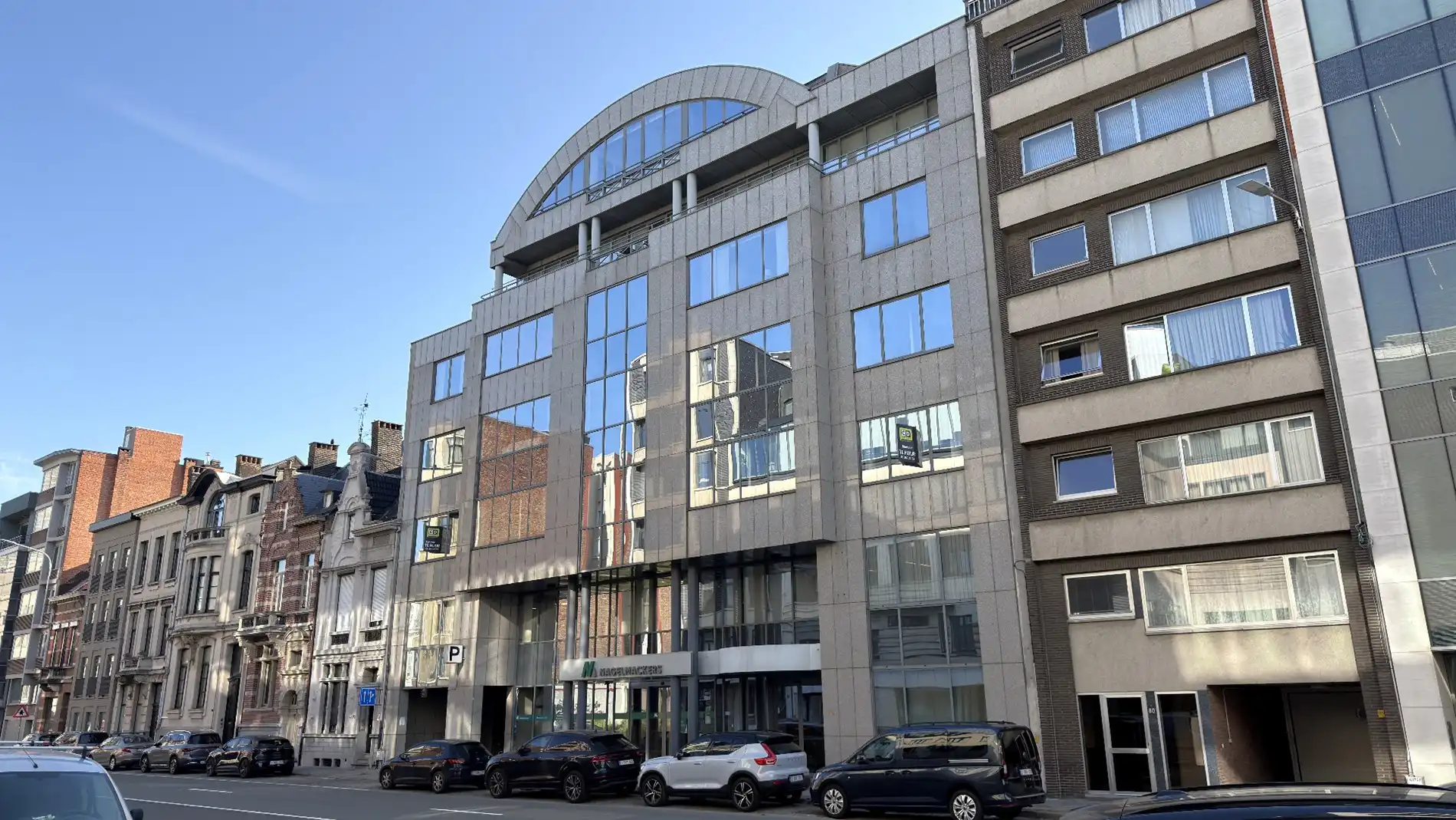 Kantoor te huur Generaal Lemanstraat 74 -/v2+3 - 2600 Antwerpen