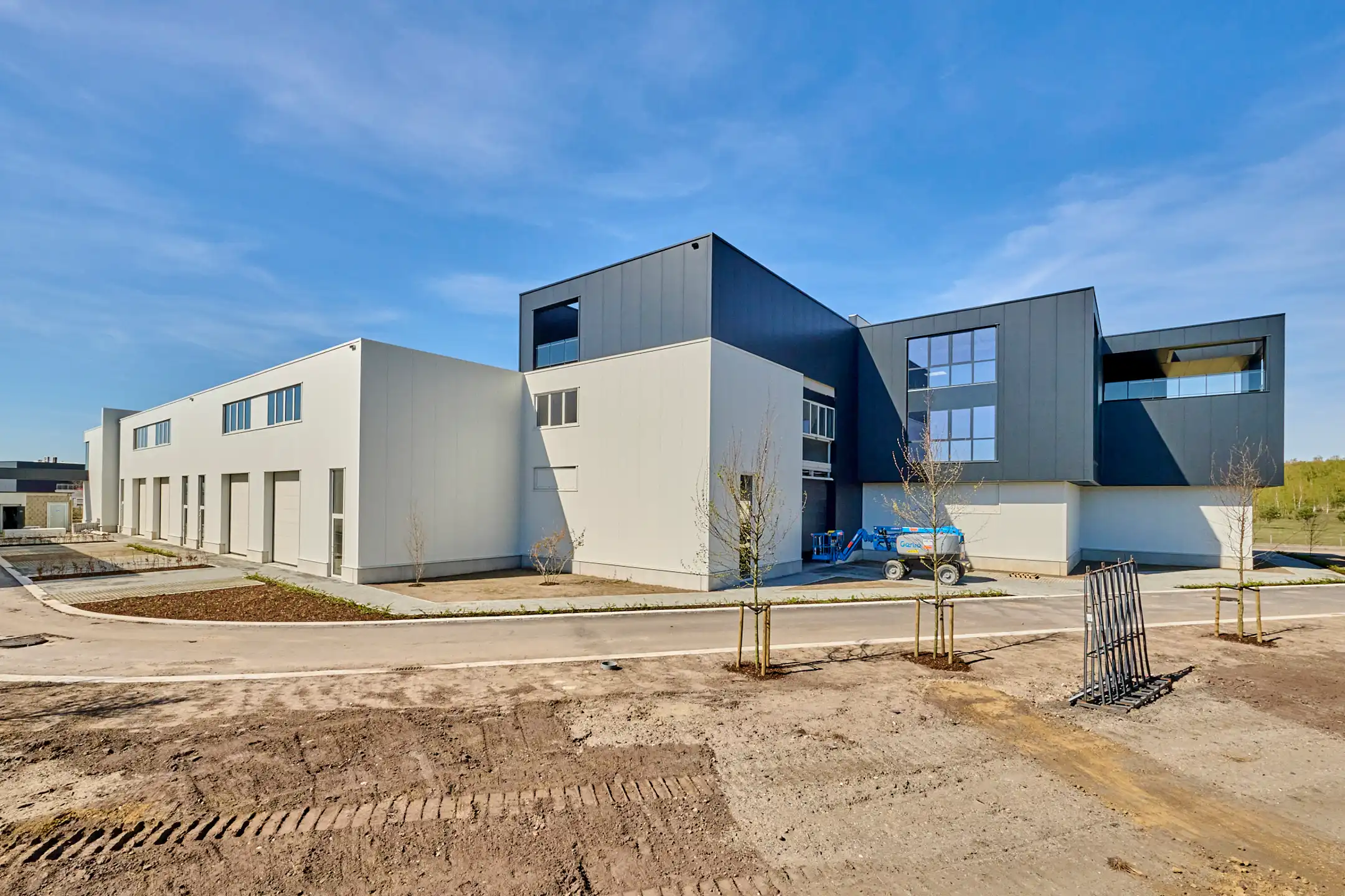 KMO-unit 17 | Bedrijvenpark Kompellaan foto {{pictureIndex}}