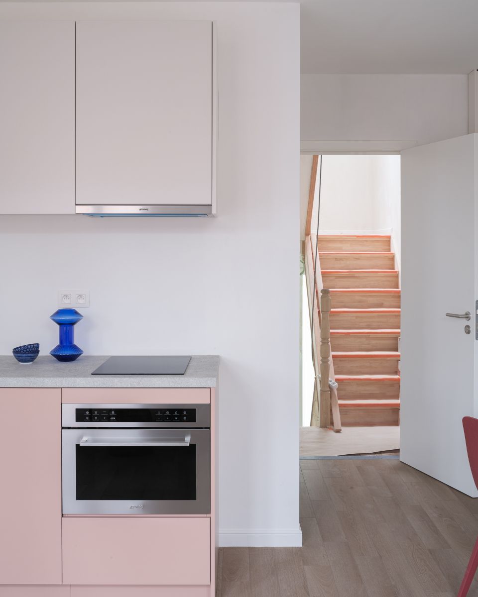 Lichtrijke gerenoveerde city flat te koop vlakbij centrum Gent foto 14