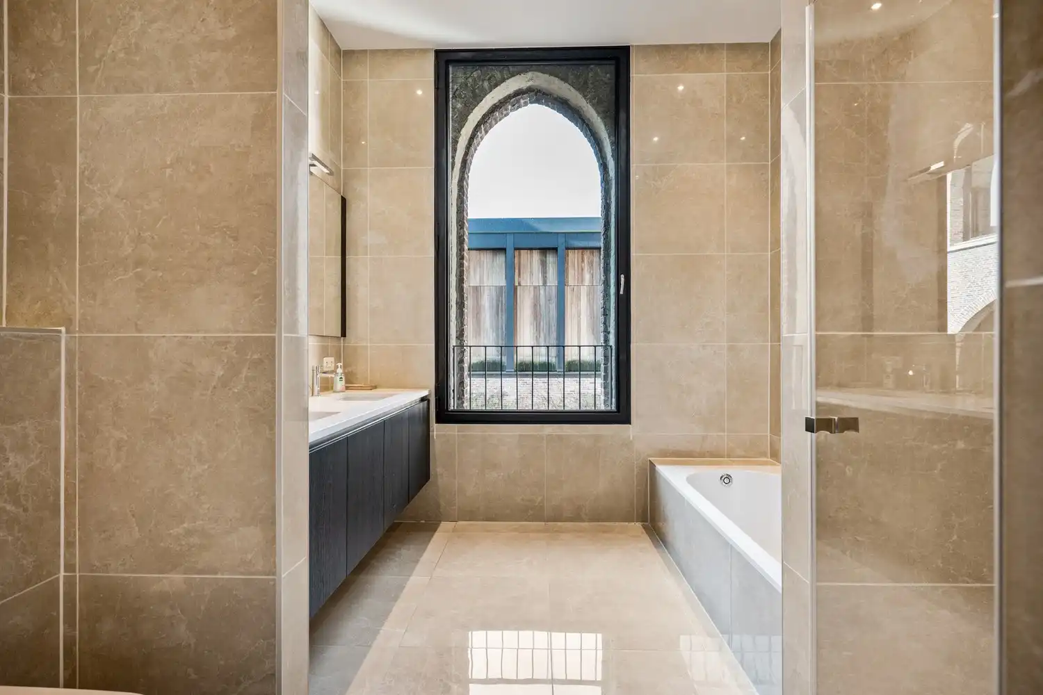 Exclusieve loft op de iconische Axel Vervoordt-site in Wijnegem foto 10