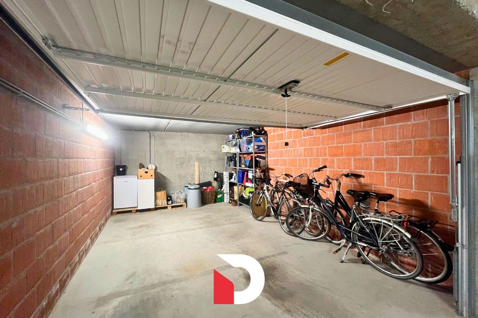 Recent appartement met 2 slaapkamers en garagebox foto 13
