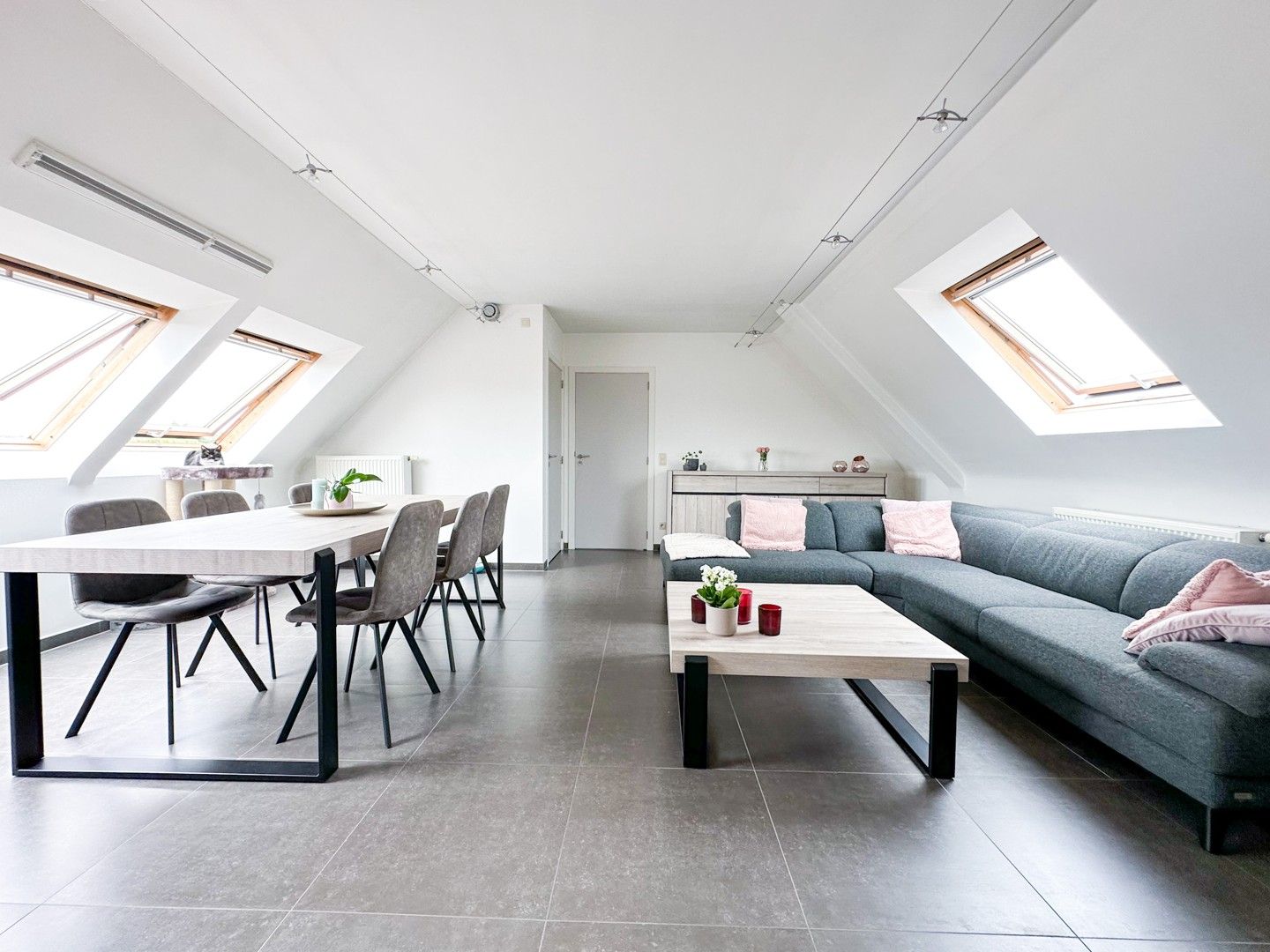 Uniek, lichtrijk penthouse appartement foto 2