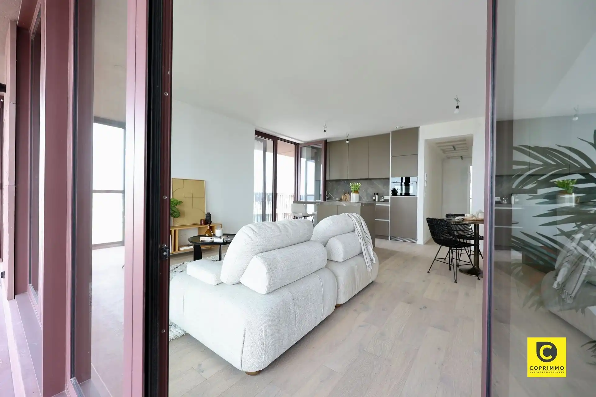 Nieuwbouw 1 slpk app met riante terrassen & Scheldezicht te Nieuw Zuid! foto 4