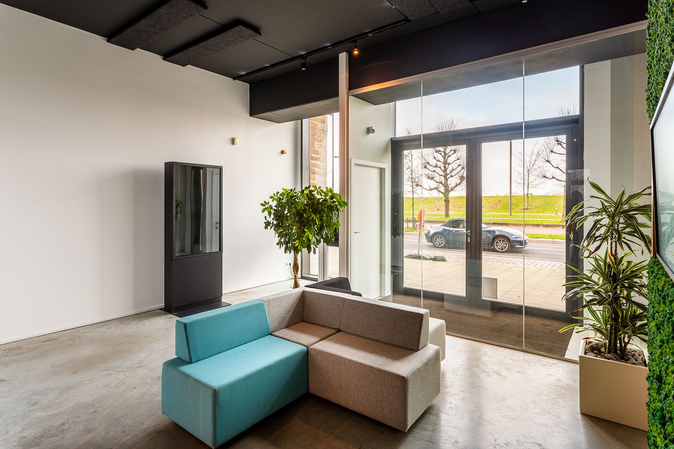 polyvalente handelsruimte in Hoopnatie aan Cockerillkaai foto 4