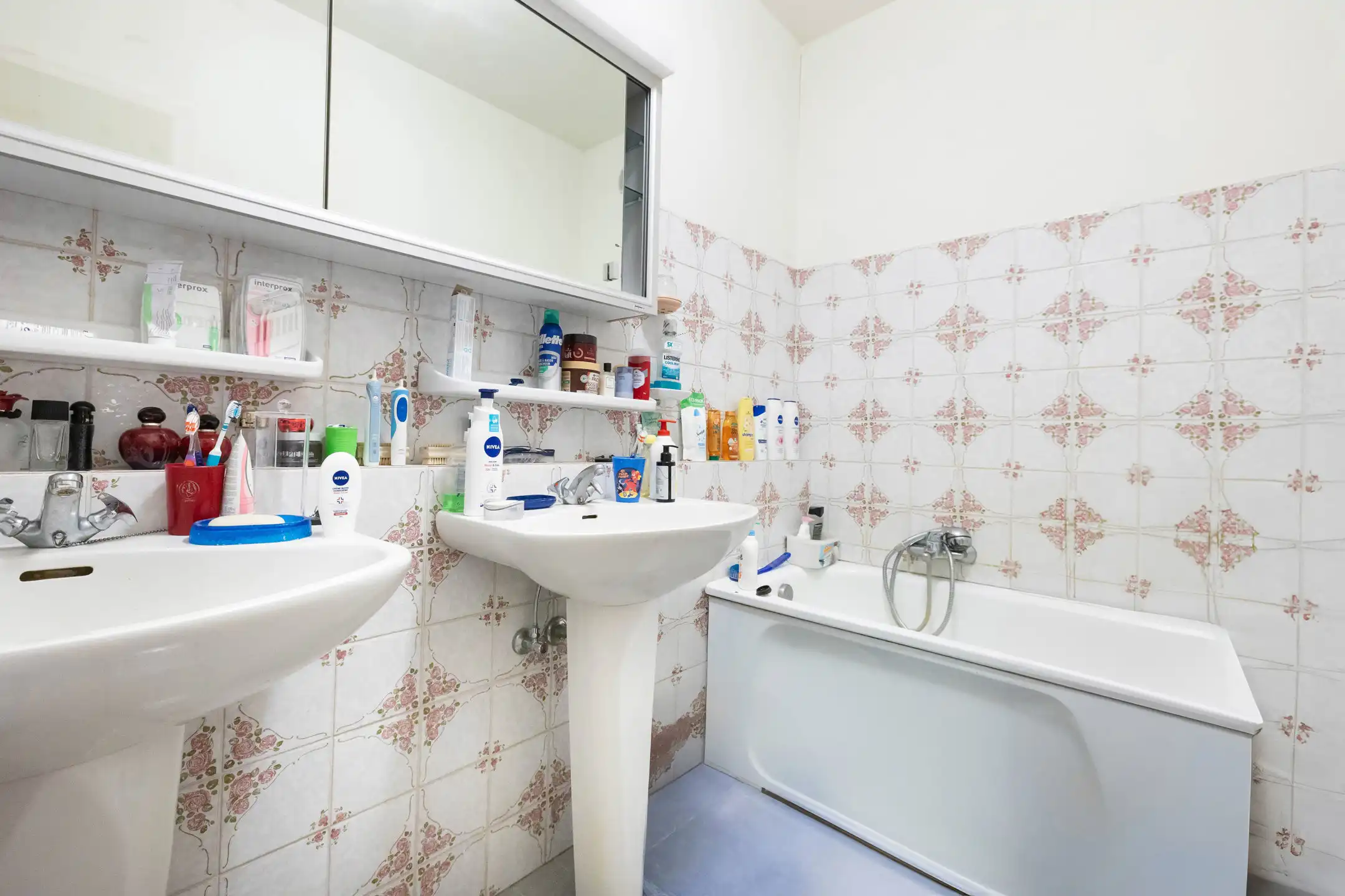 Ruim appartement van ± 100m² met 2 slaapkamers foto 10