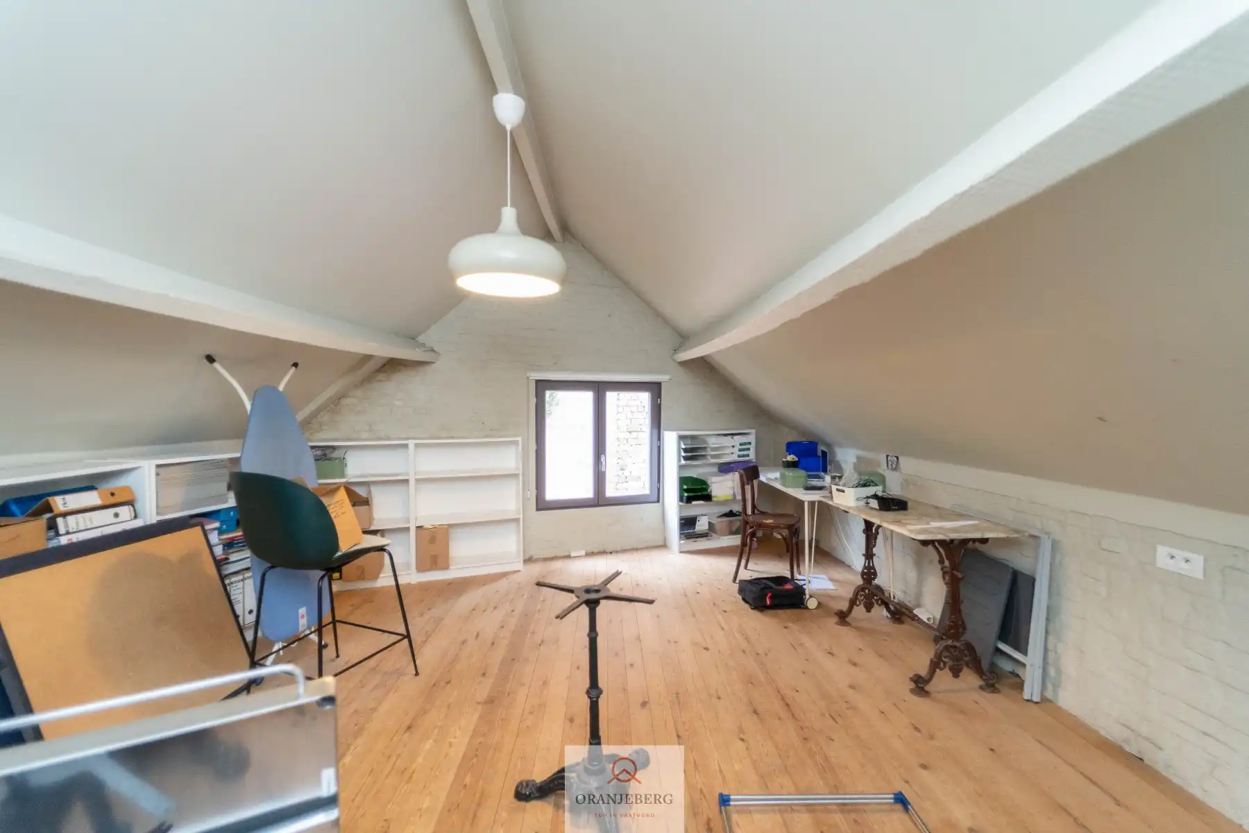 Karaktervol handelspand  (256 m²)met woonst in historisch gebouw foto 22