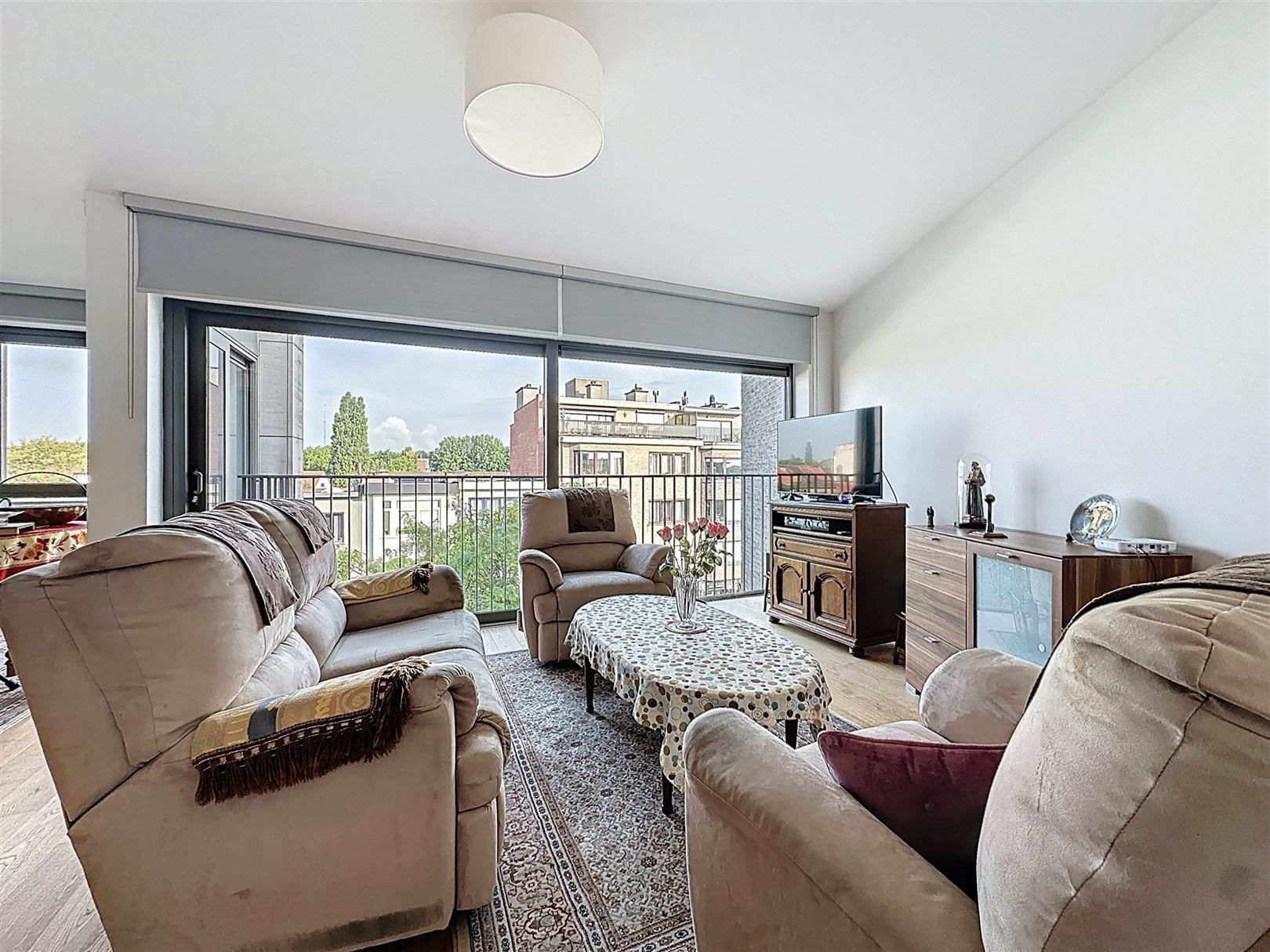 Instapklaar appartement in centrum Brasschaat foto 2