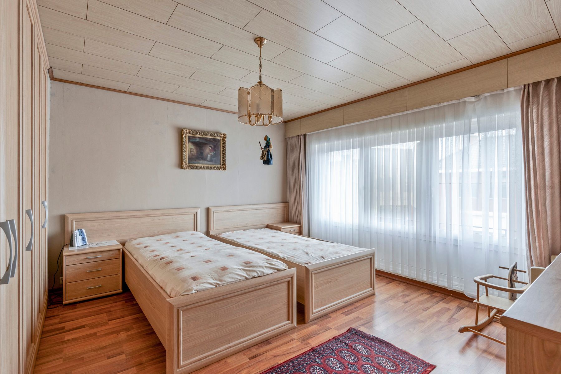 Ruime woning met tuin én garage in hartje Belsele foto 10