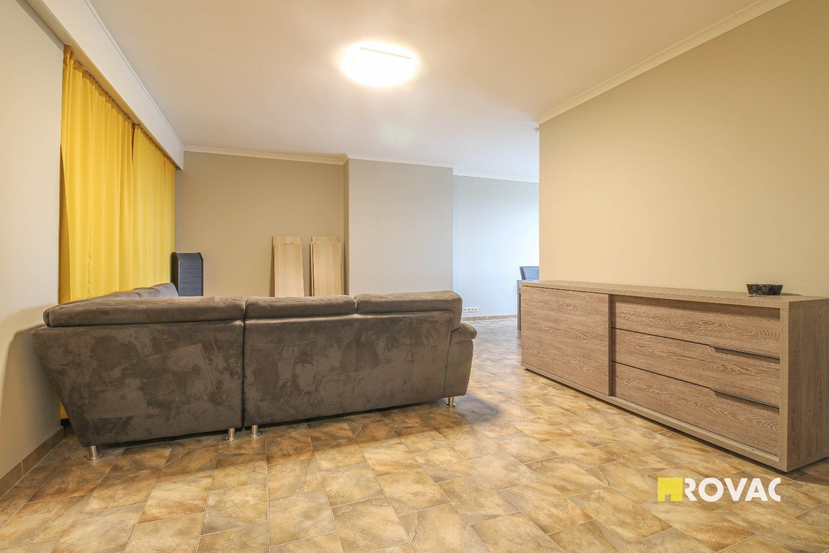 Instapklaar appartement met autostandplaats in garage! foto 4