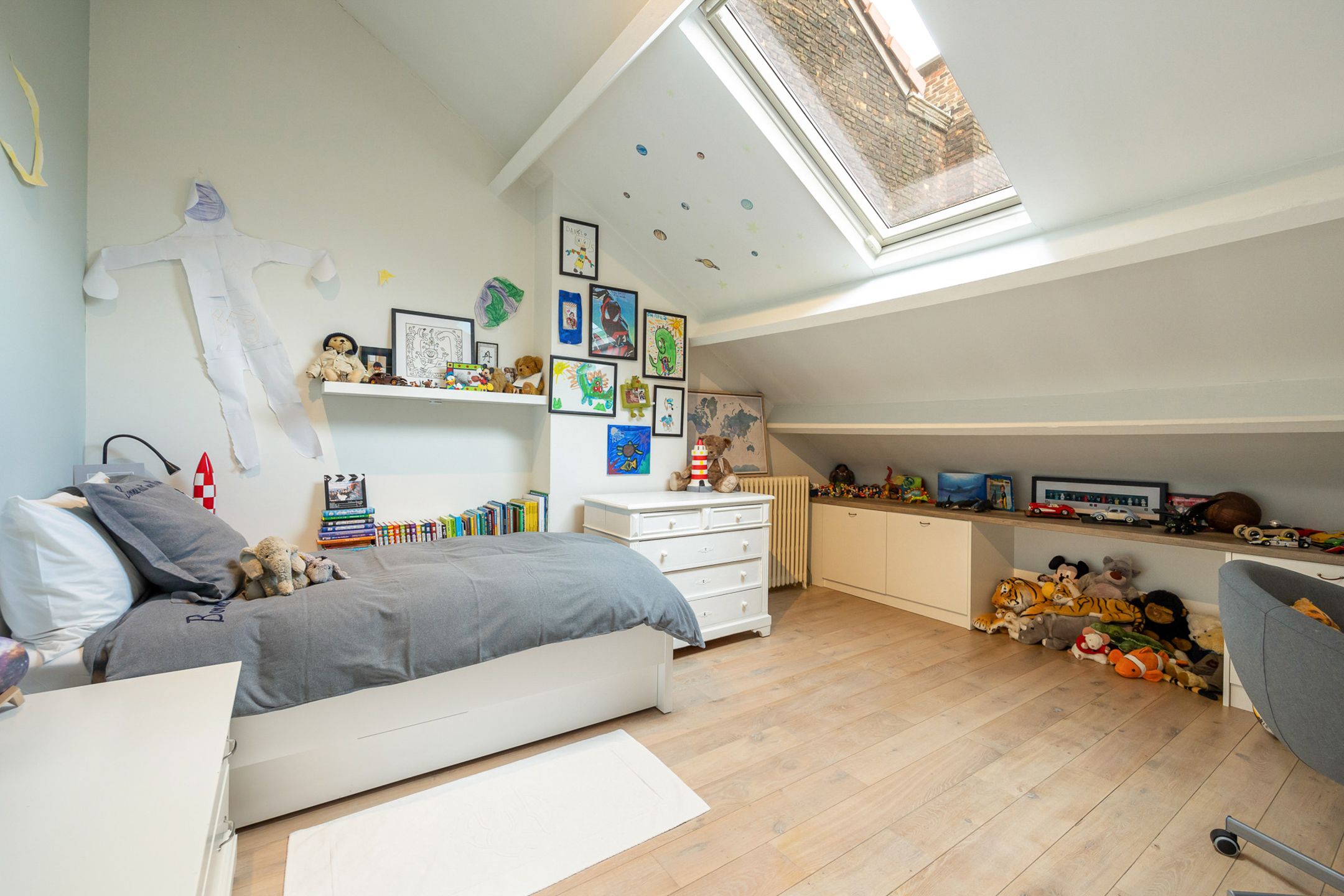 ANTWERPEN - Charmante herenwoning met tuin en garage foto 16