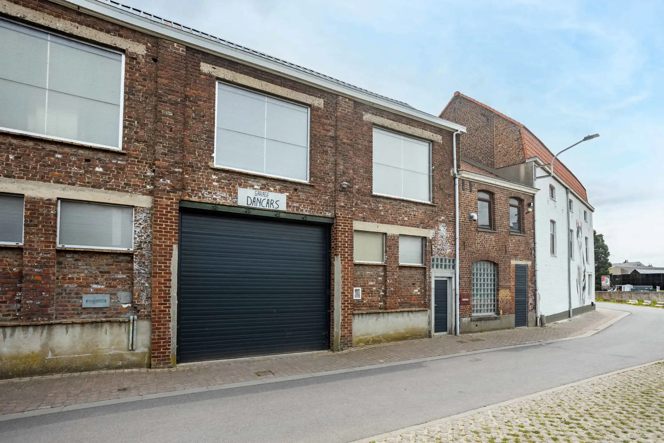 VEELZIJDIG RENOVATIE- EN ONTWIKKELINGSPROJECT foto 2