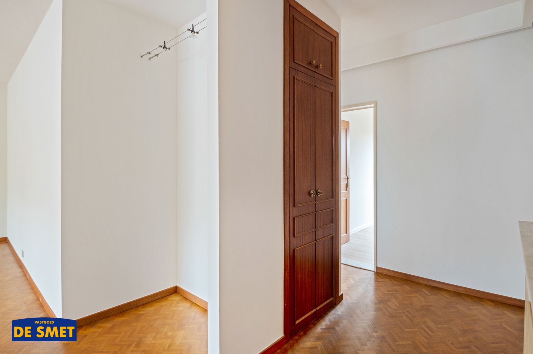 Zéér goed onderhouden appartement met terras, tuin & garage foto 10