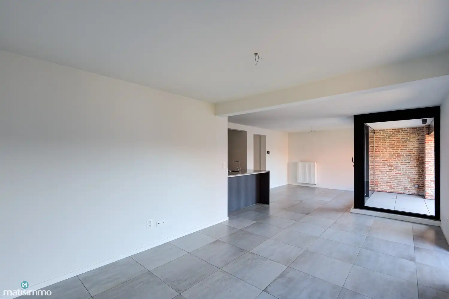 MODERN APPARTEMENT MET 2 SLAAPKAMERS EN OVERDEKT TERRAS IN HET CENTRUM VAN HOESELT foto 9