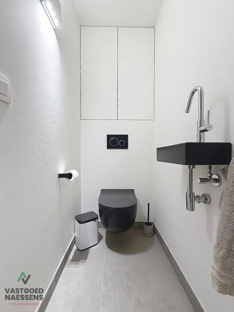 SCHITTEREND GERENOVEERD 2 SLPK APP MET PANORAMISCH ZICHT foto 25