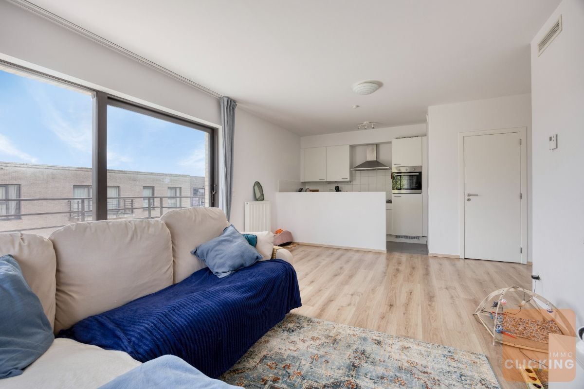 Gezellig en Licht 2-Slaapkamerappartement in Oudergem foto 8