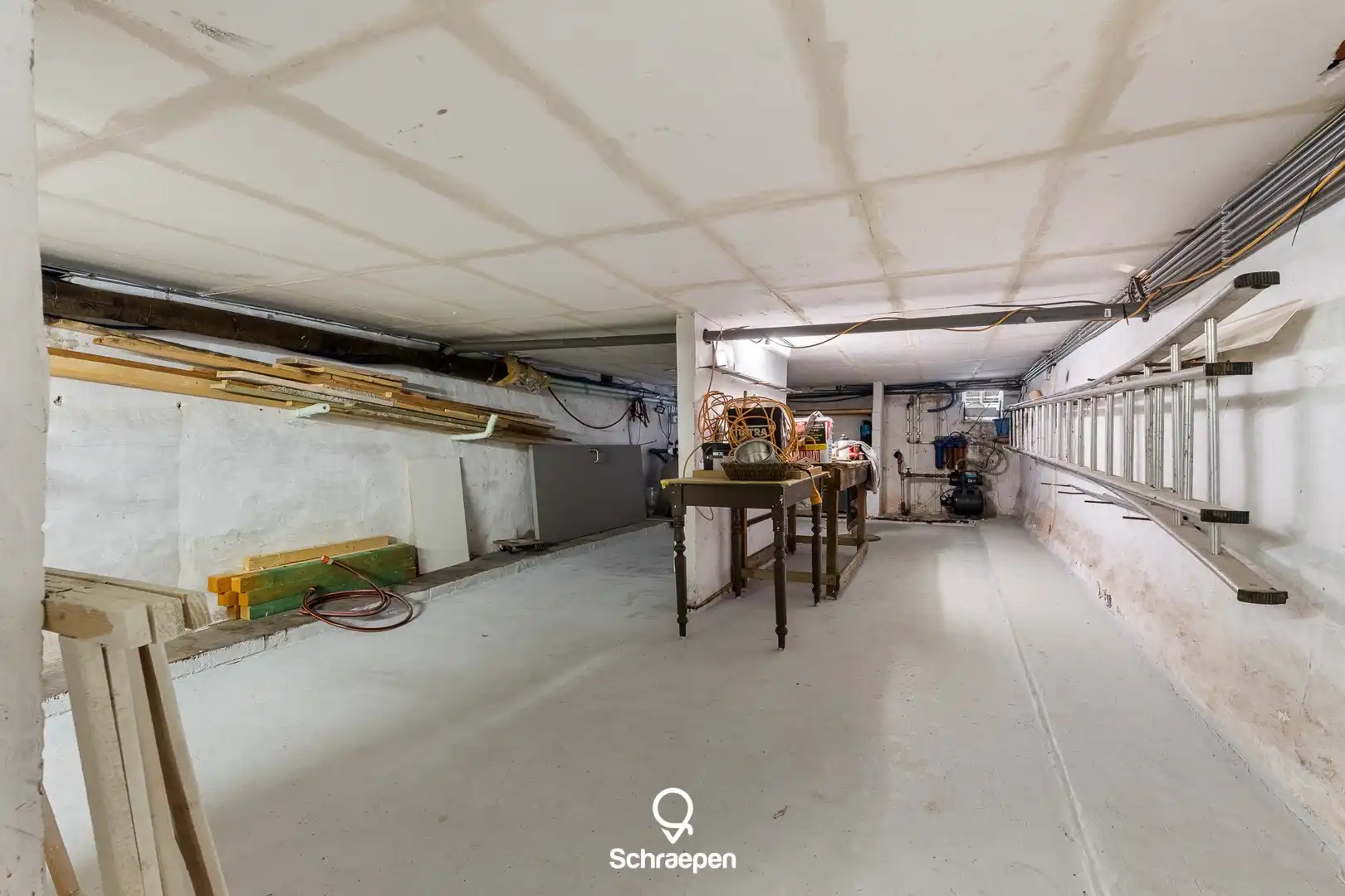 Instapklare én energiezuinige gezinswoning (206 m²) met zwembad op centrale ligging te Zonhoven! foto 17
