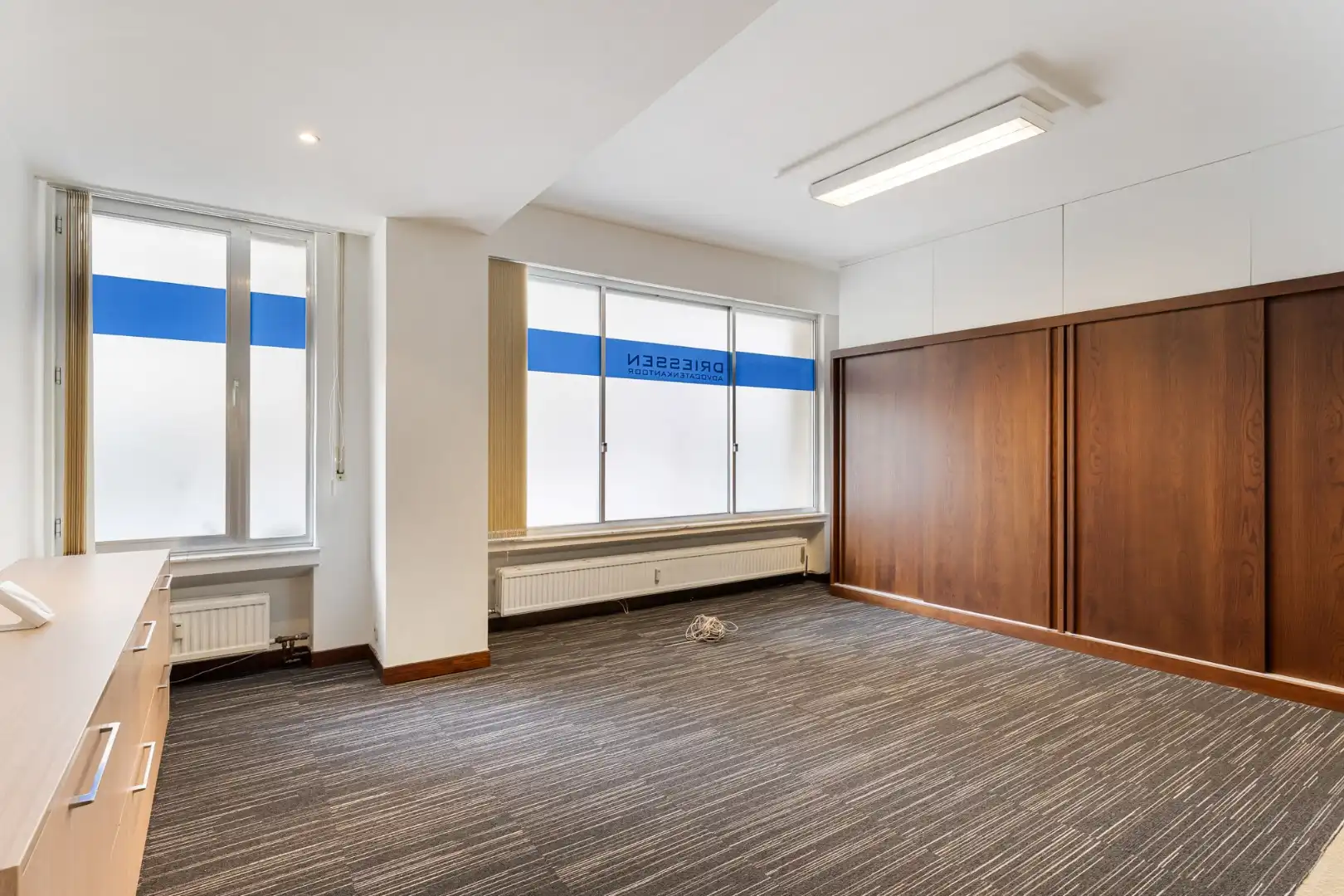 Handelspand op toplocatie, 226m², ruime parkeergelegenheid foto 8