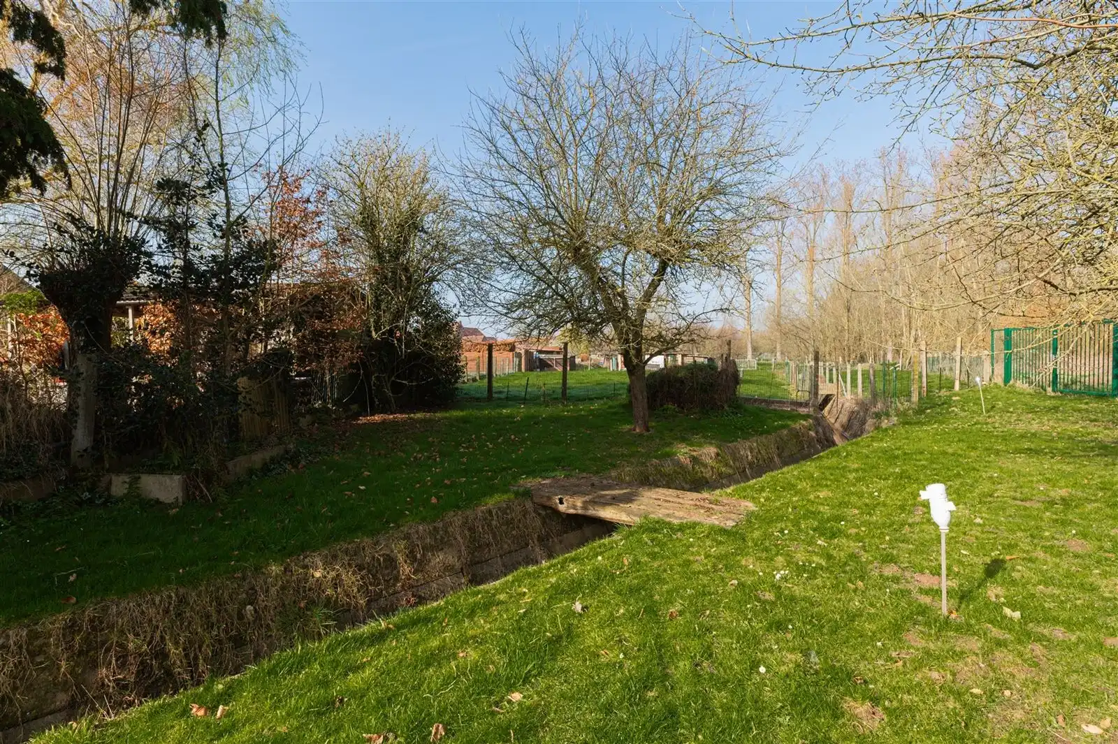 Rustig gelegen Villa met tuin op 22are60 foto 17