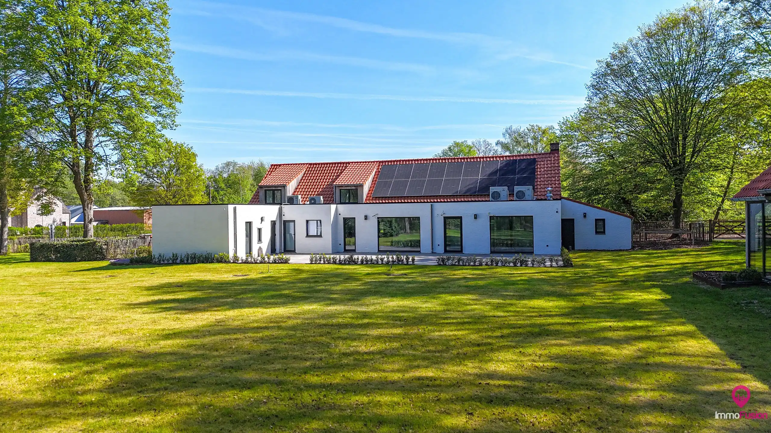 Multifunctioneel horecapand op een perceel van 1.9 hectare! foto 60