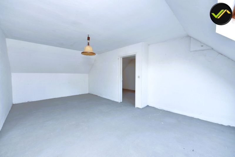 Te koop: Ruime open bebouwing met 3 slaapkamers en 225m² woonoppervlakte in Sint-Laureins foto 6