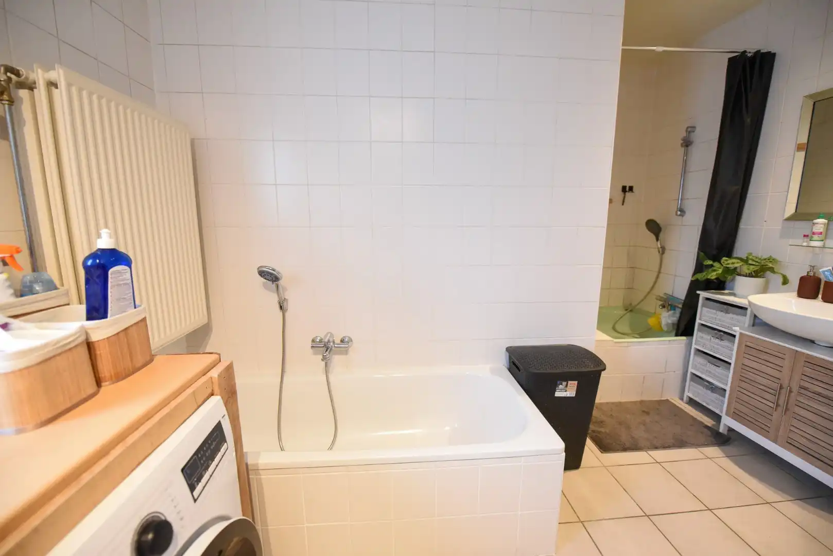 Centraal gelegen, halfopen bebouwing TE HUUR in Oeselgem! foto 10