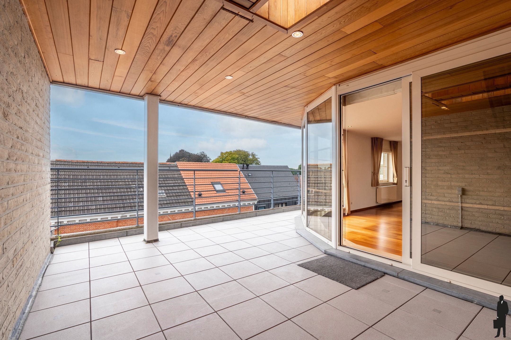 Lichtrijk appartement van ca. 147 m² met 3 slaapkamers foto 9