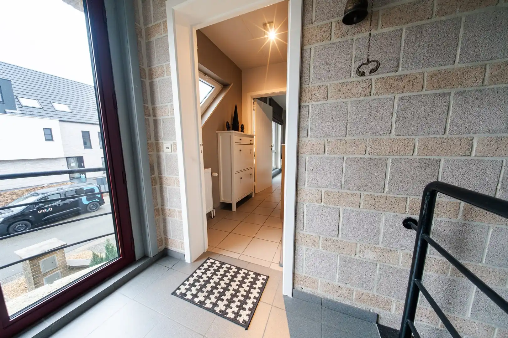 Instapklaar appartement met 3 slaapkamers, terras & zonnepanelen. foto 15