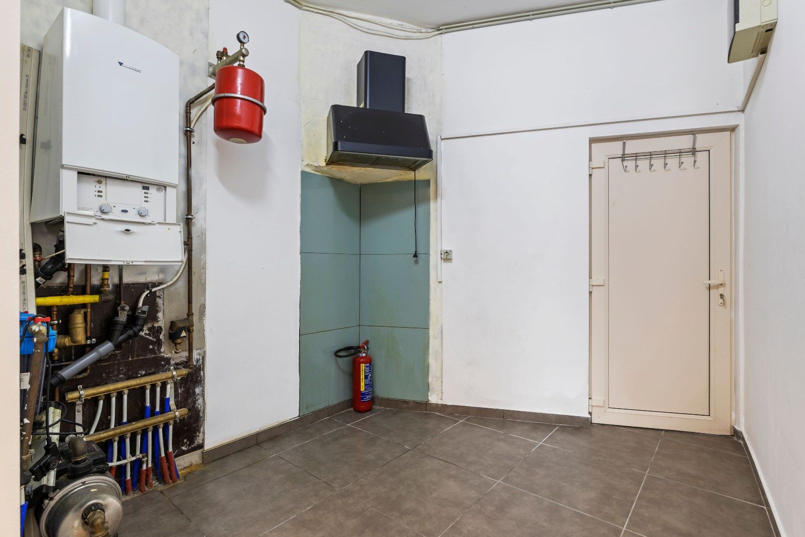 Exclusieve herenwoning met 4 entiteiten op toplocatie te Hamme! foto 30