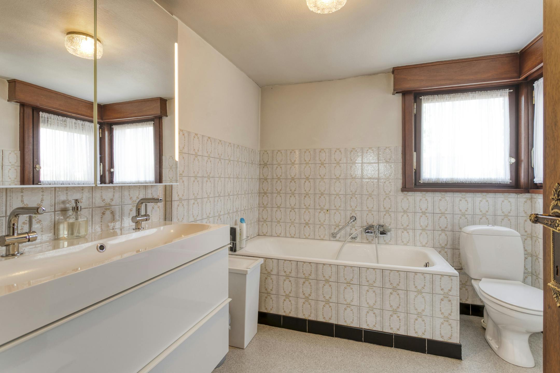 Halfopen huis met 3 kamers te koop in Ooigem foto 10