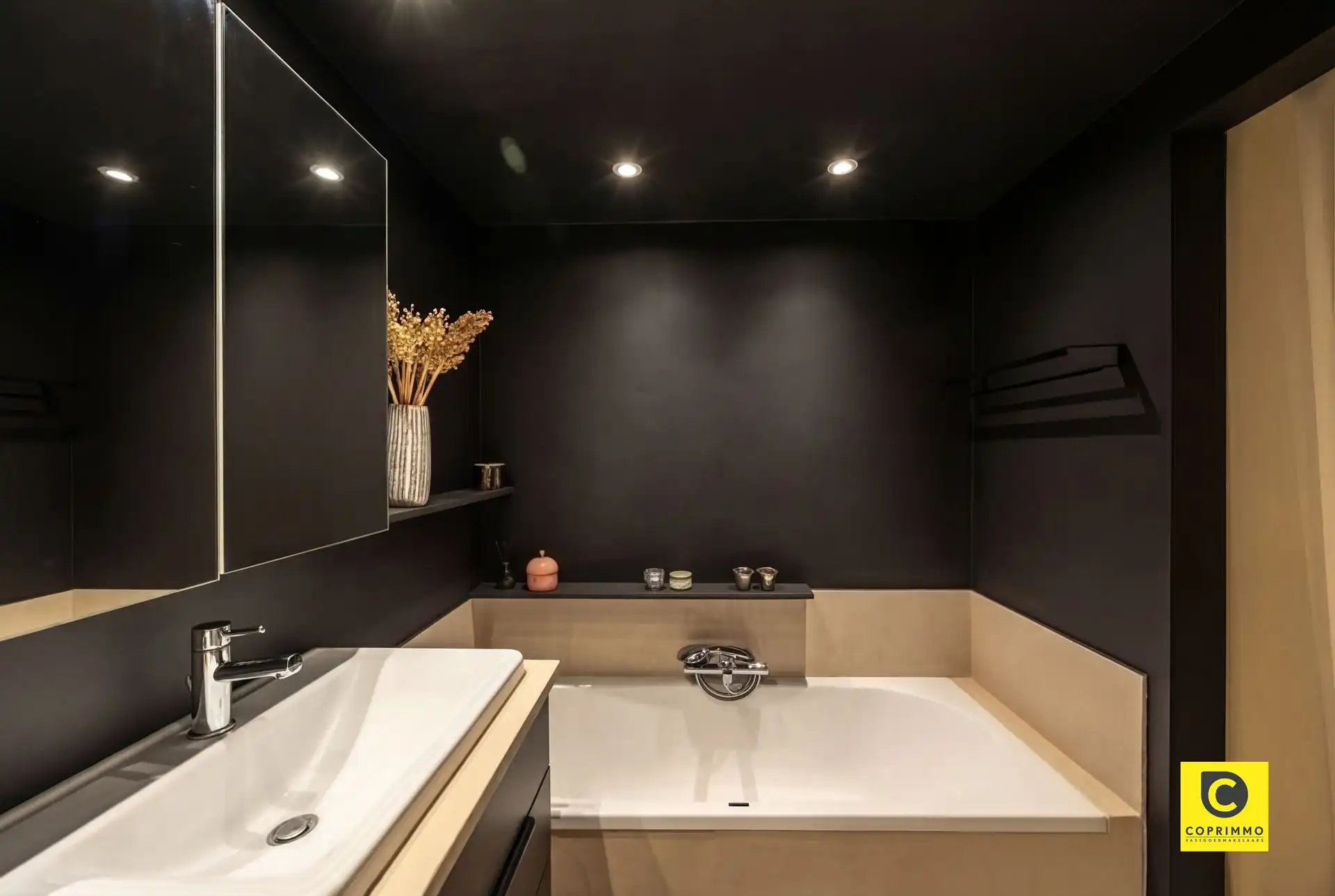 Prachtig 2 slaapkamer appartement foto 9