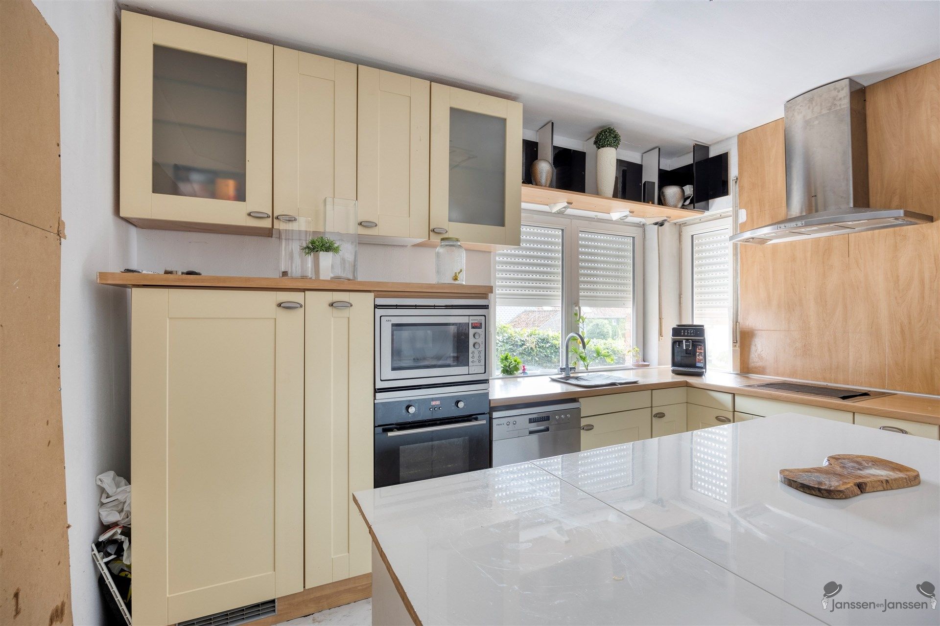 Te renoveren woning foto 11