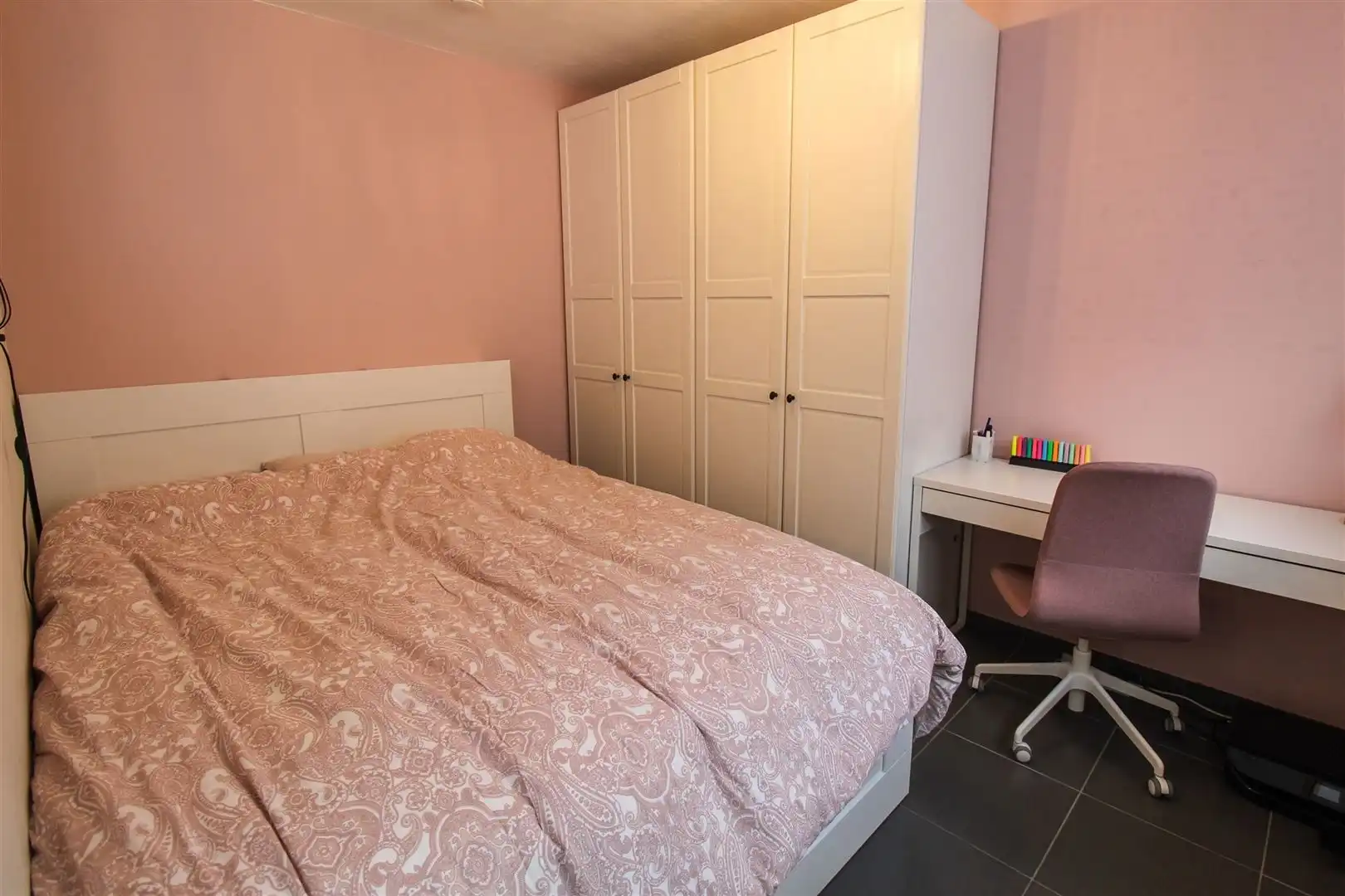 Instapklare gelijkvloerse studio vlakbij stadscentrum foto 5