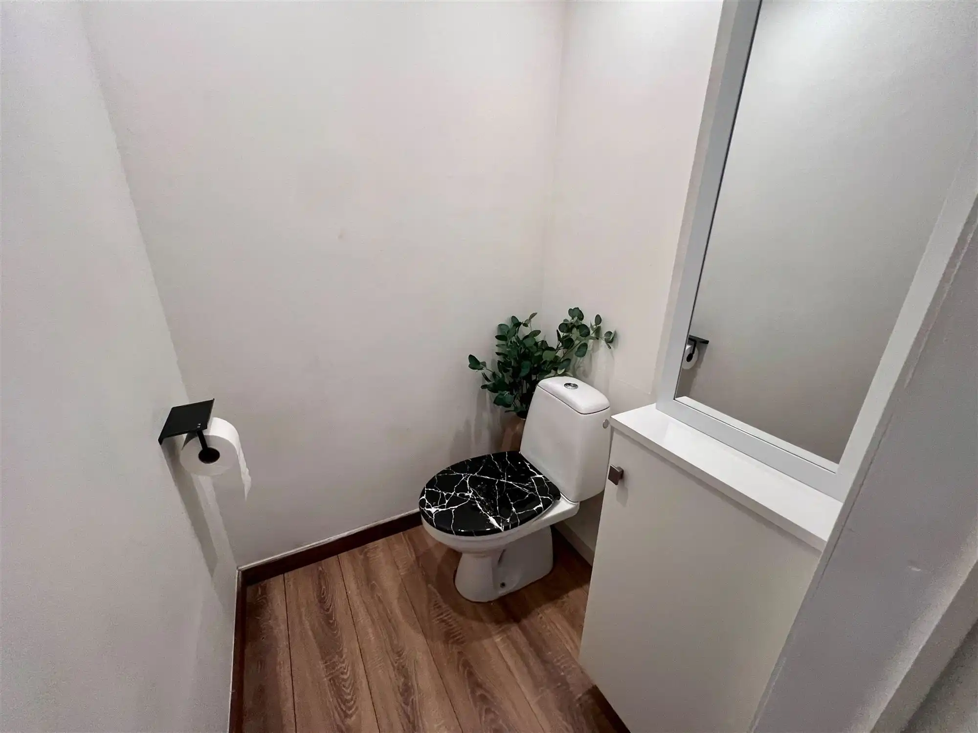 Vernieuwde woning met 2 slaapkamers in rustige woonomgeving foto 11