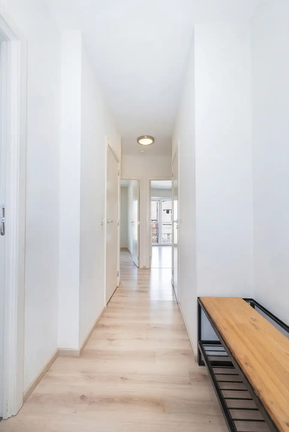 Een rendabel 2-slaapkamerappartement in 1 gegeerde omgeving foto 11