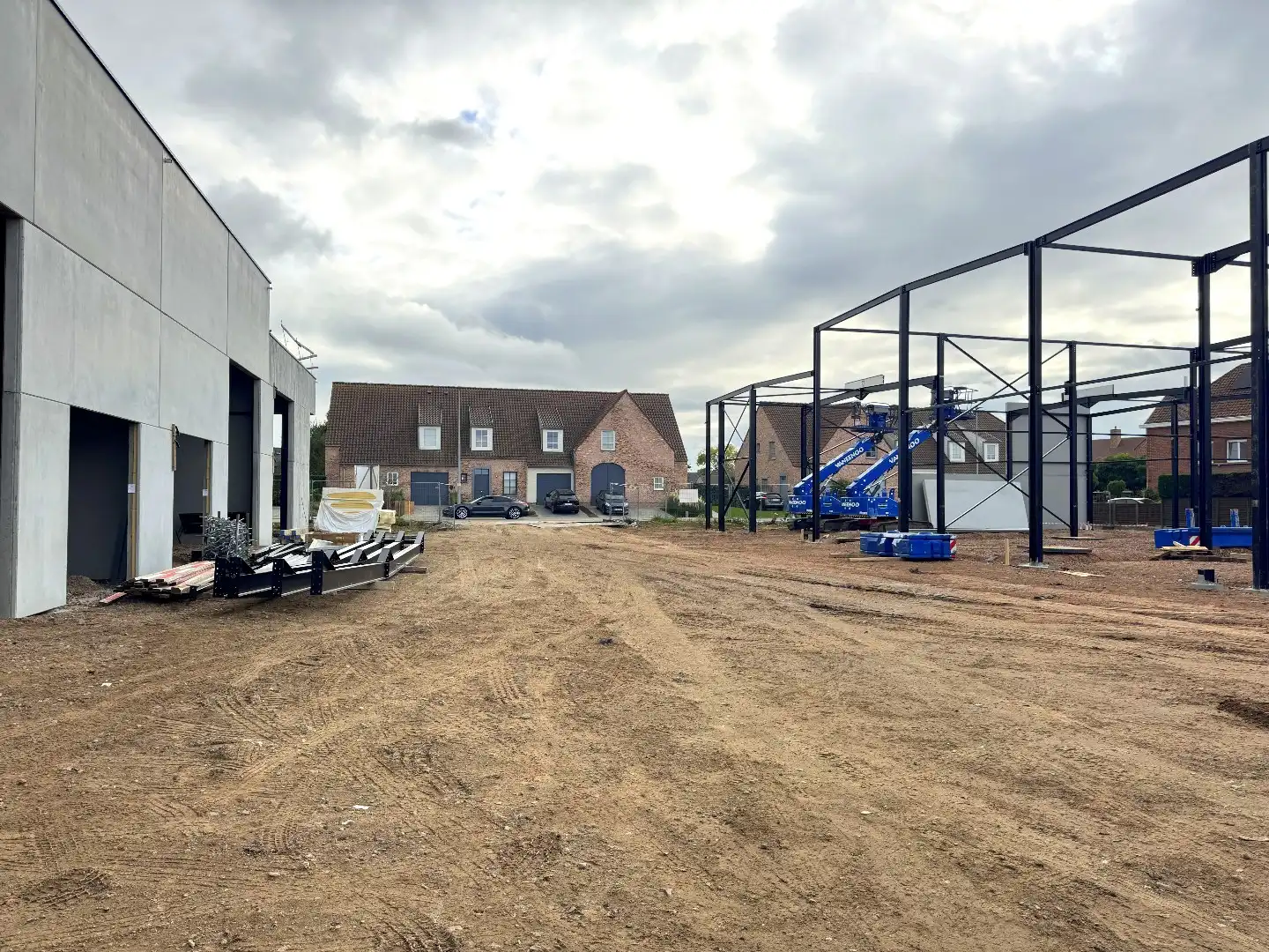 Nieuwbouw KMO-Unit in Waregem/Sint-Eloois-Vijve incl. 2 standplaatsen (Unit 6) foto 4