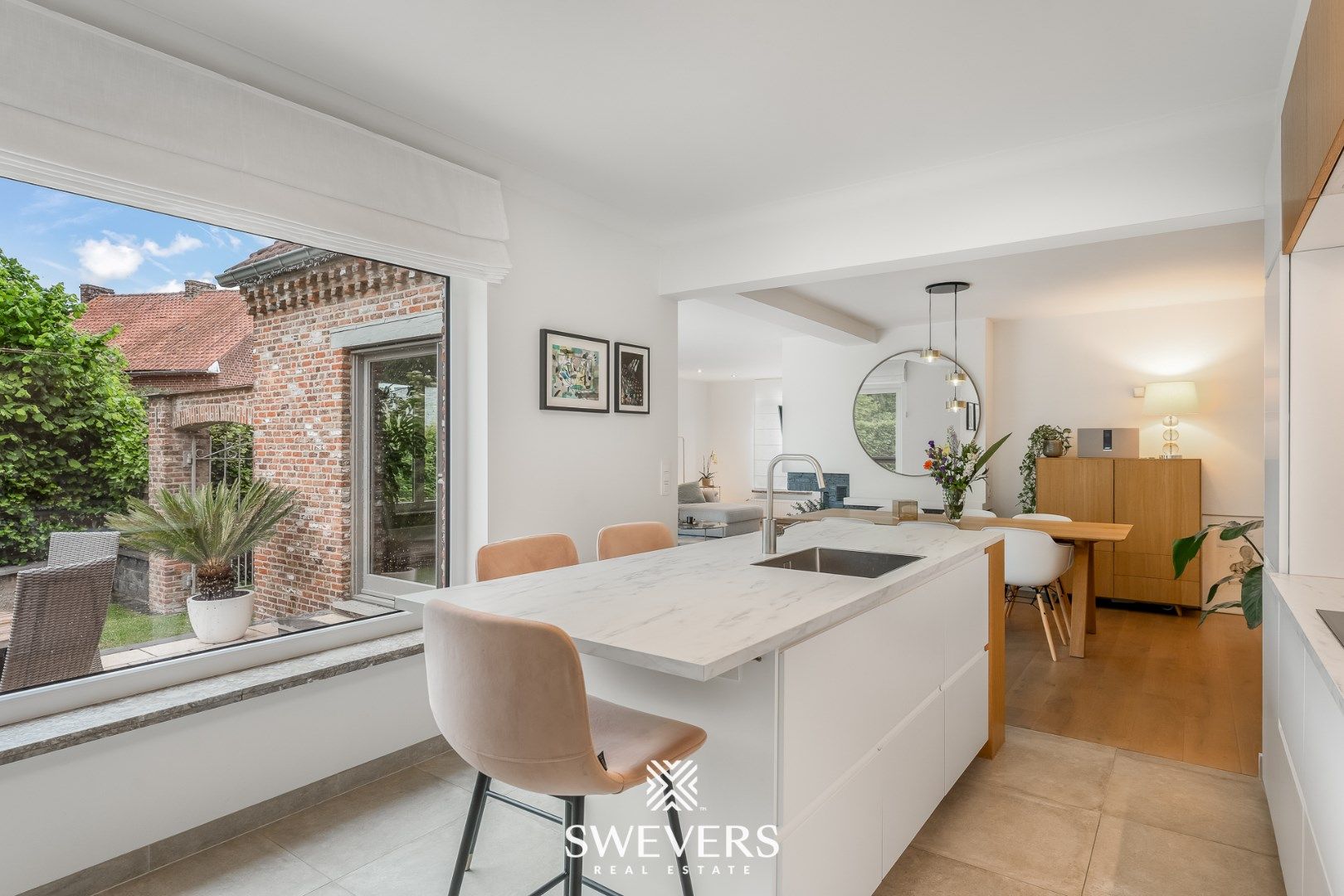 Instapklare woning met tuin en praktijkruimte in Wellen foto 12