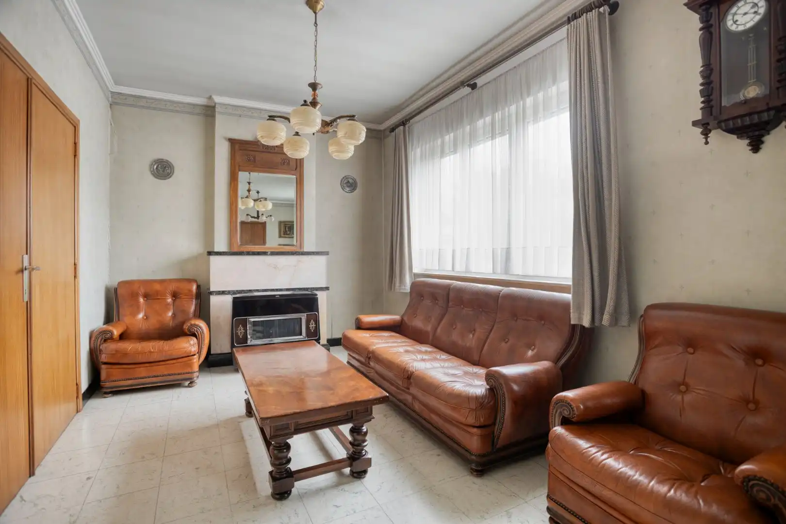 Hoevewoning met binnenkoer en grote opslagruimte te Heers-Vechmaal foto 7