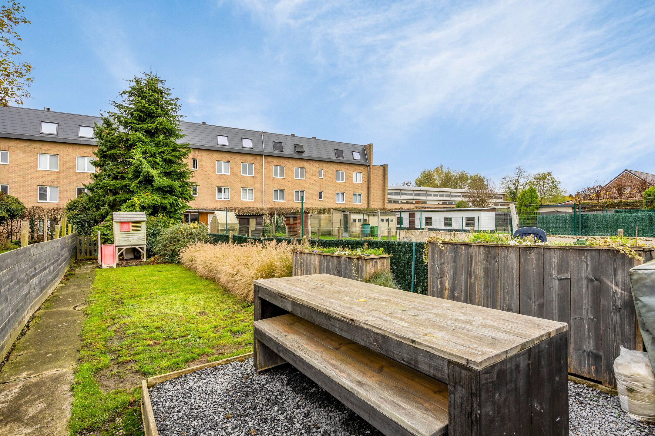 Gerenoveerde stadswoning met 3 slaapkamers en mooie tuin foto 12