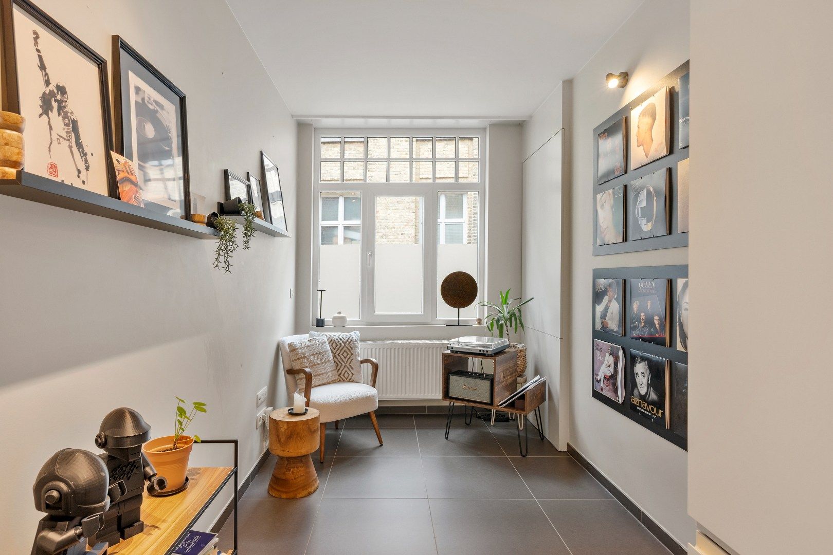 Verzorgde, instapklare woning met 3 slaapkamers in hartje Ieper foto 10