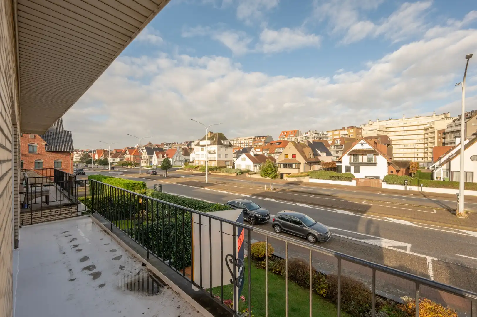 Prachtig lichtrijk hoekappartement te koop in de residentie Tarragonna te Duinbergen, vlak aan Park 58. foto 11