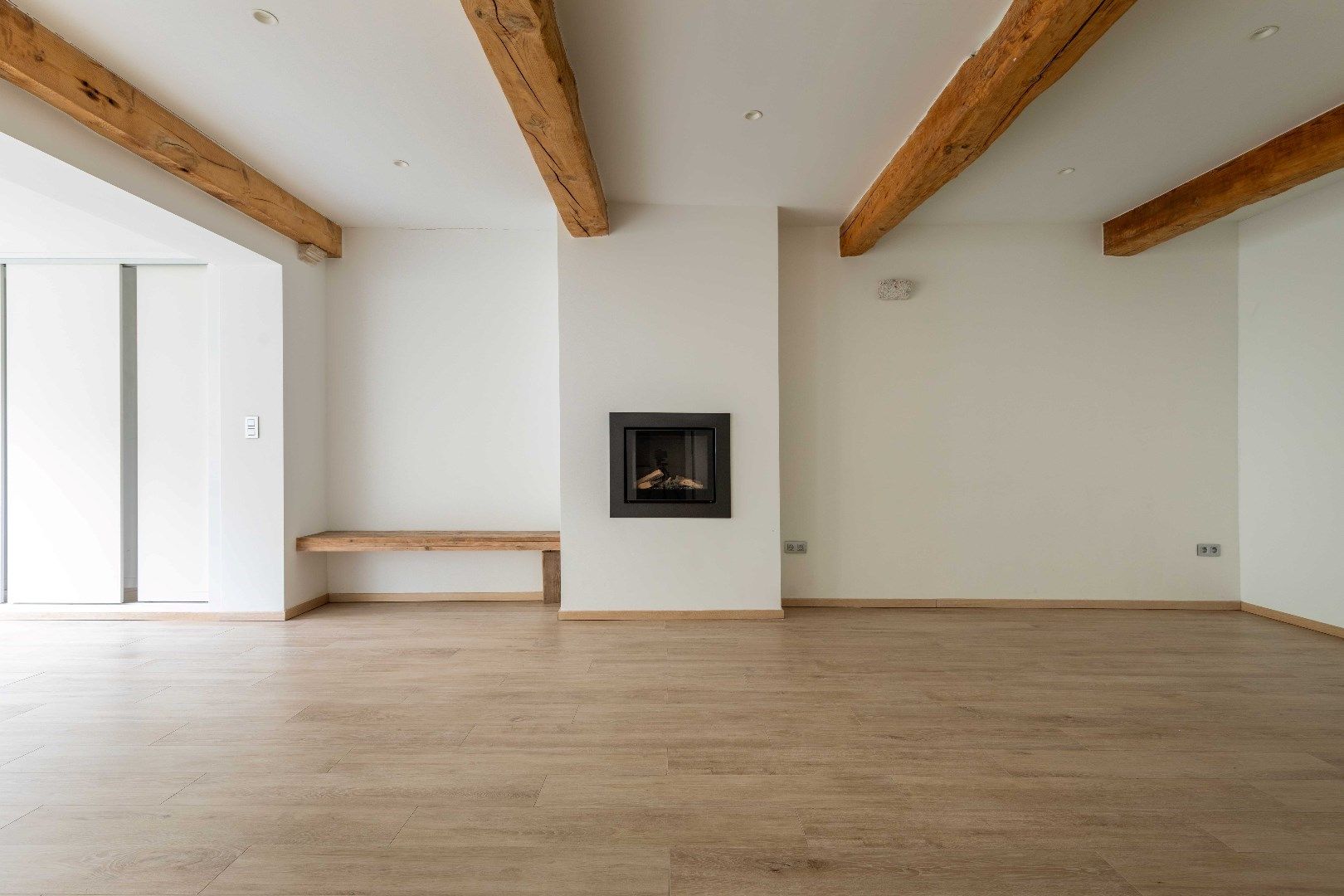 Handelspand met duplex appartement in het centrum van Brugge.  foto 4