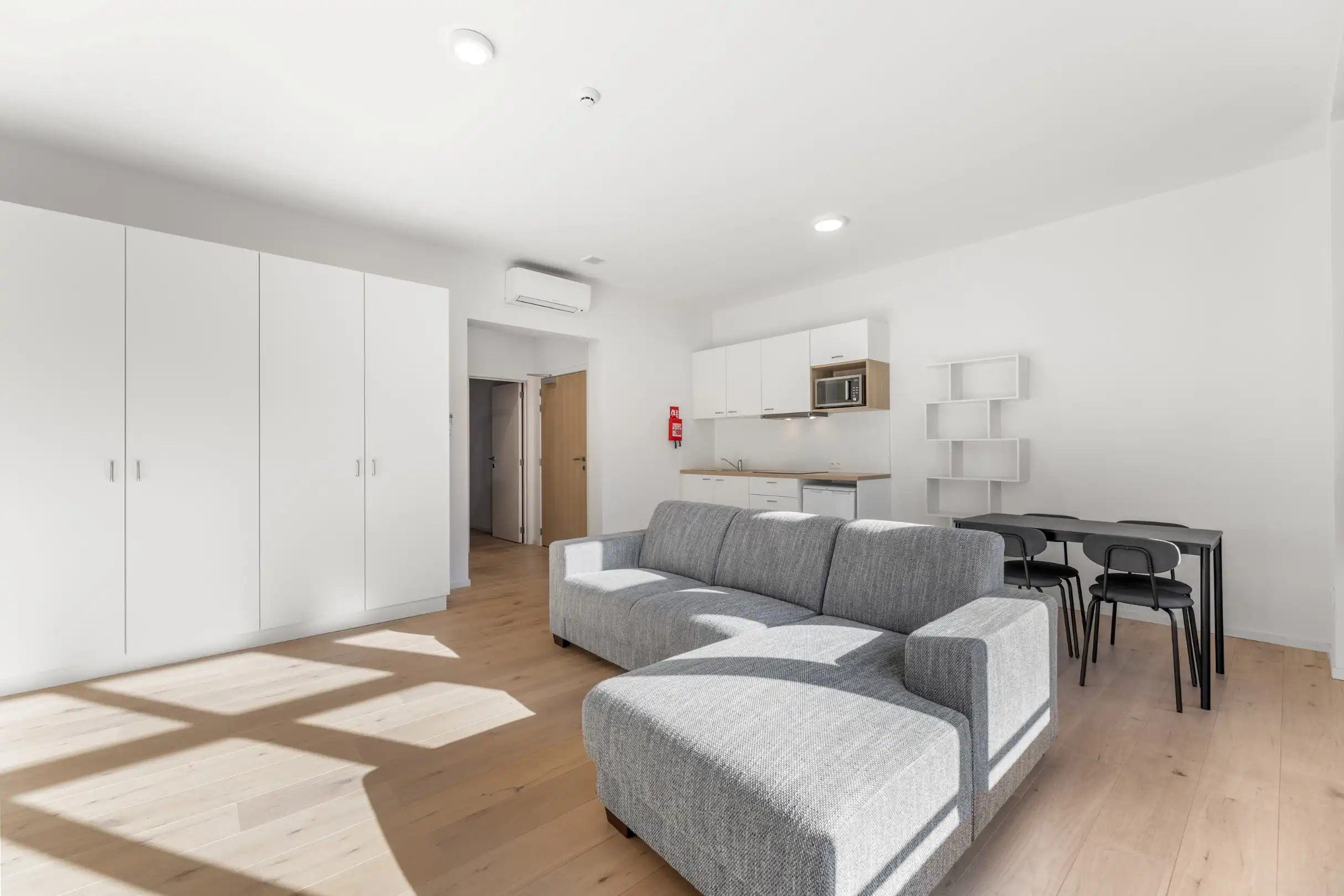 Gezellig bemeubeld 1-slaapkamerappartement te centrum Leuven foto 4