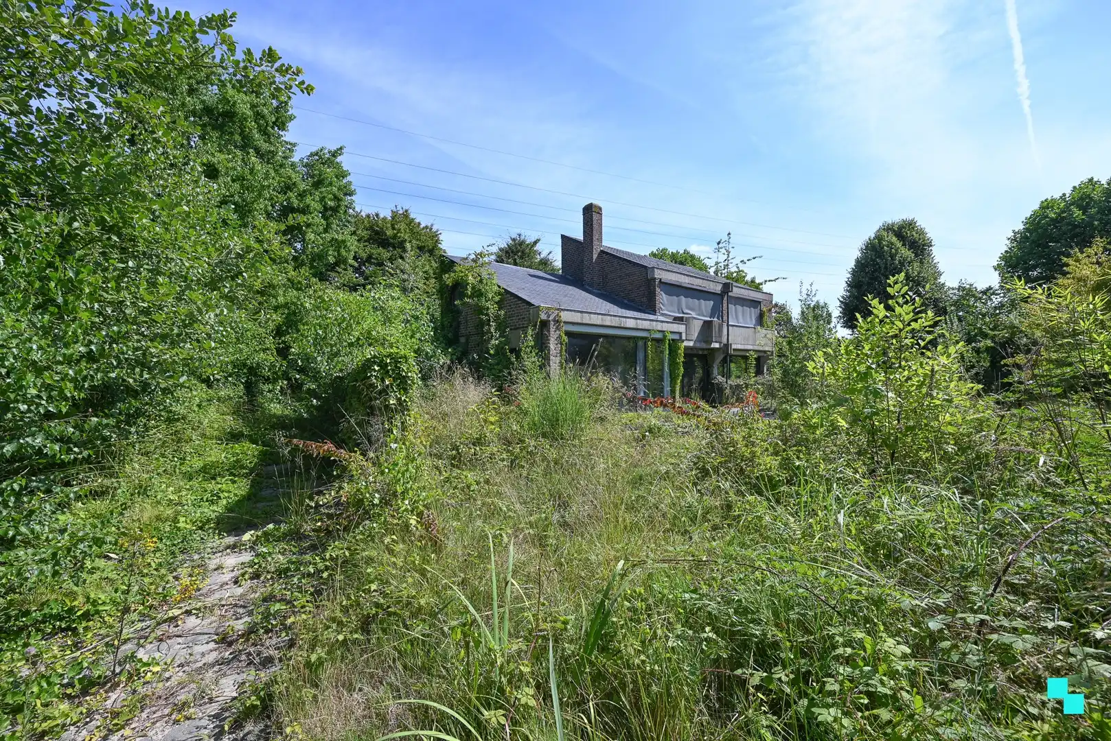 Unieke te renoveren woning / bouwgrond, rustig en groen gelegen te Wallemote foto 9