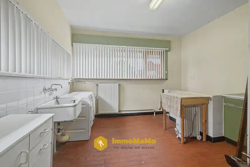 Te renoveren bungalow met 3 slaapkamers te koop in Oostakker foto 22